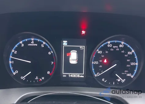 2017 Toyota Rav4 Xle z USA, uszkodzony, nr VIN 2T3RFREV7HW577419